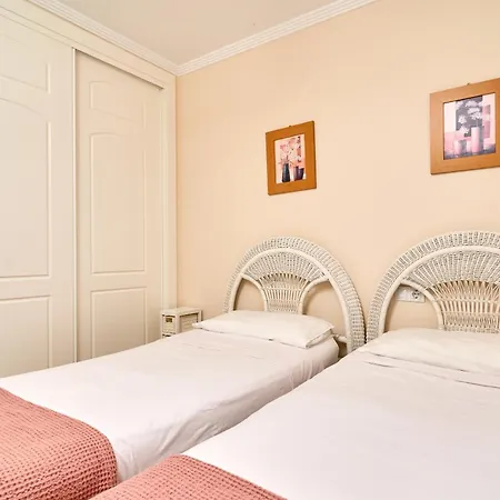 Ibn Sadi Apartment Nerja
